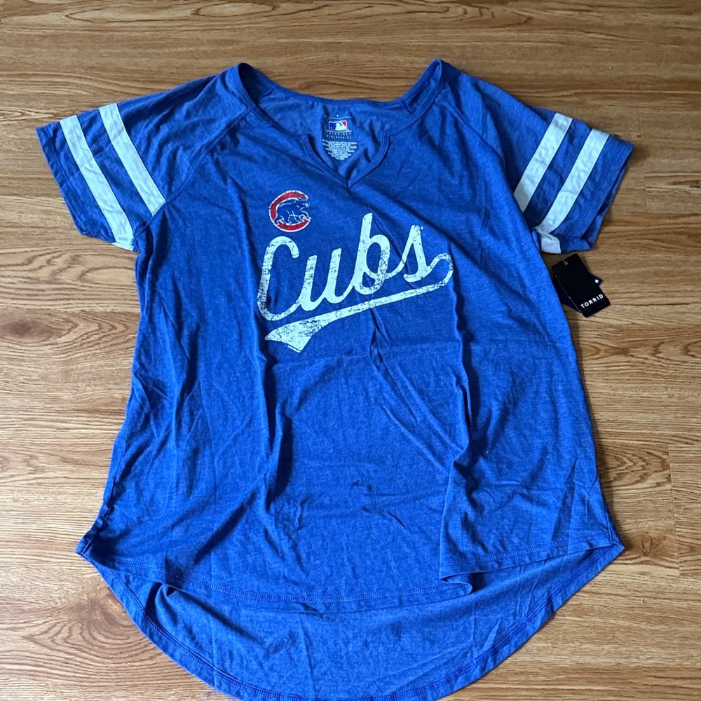 Torrid Blue Cubs Logo Short Sleeve Tee